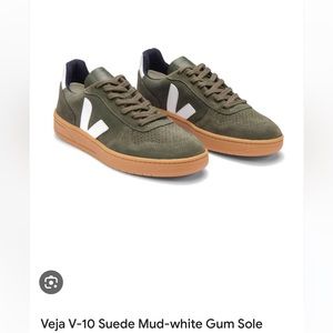 Veja V-10 army green suede gum sole sneakers size US 6 EU 37 women’s